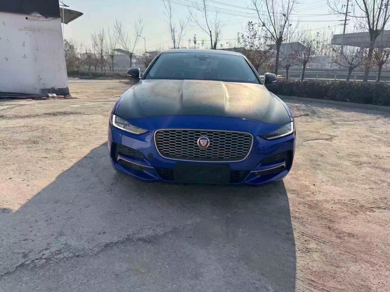 济宁21年捷豹XE1