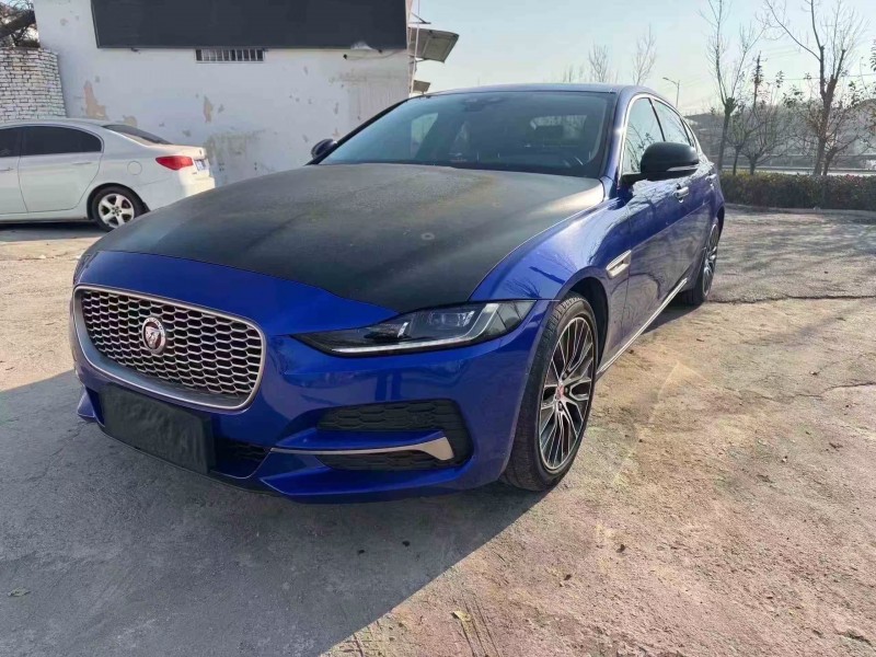 济宁21年捷豹XE5