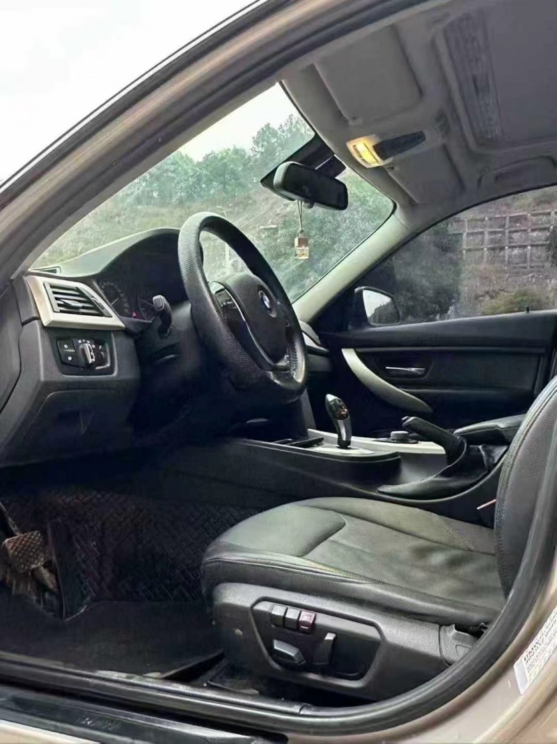 安顺15年宝马3系5