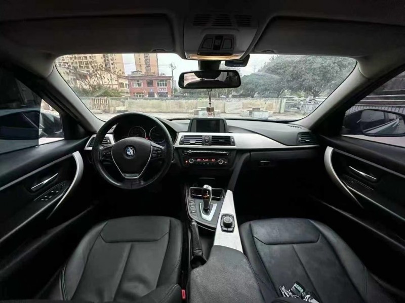 安顺15年宝马3系6