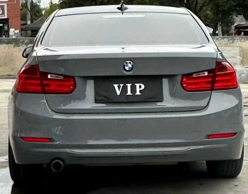 安顺15年宝马3系9