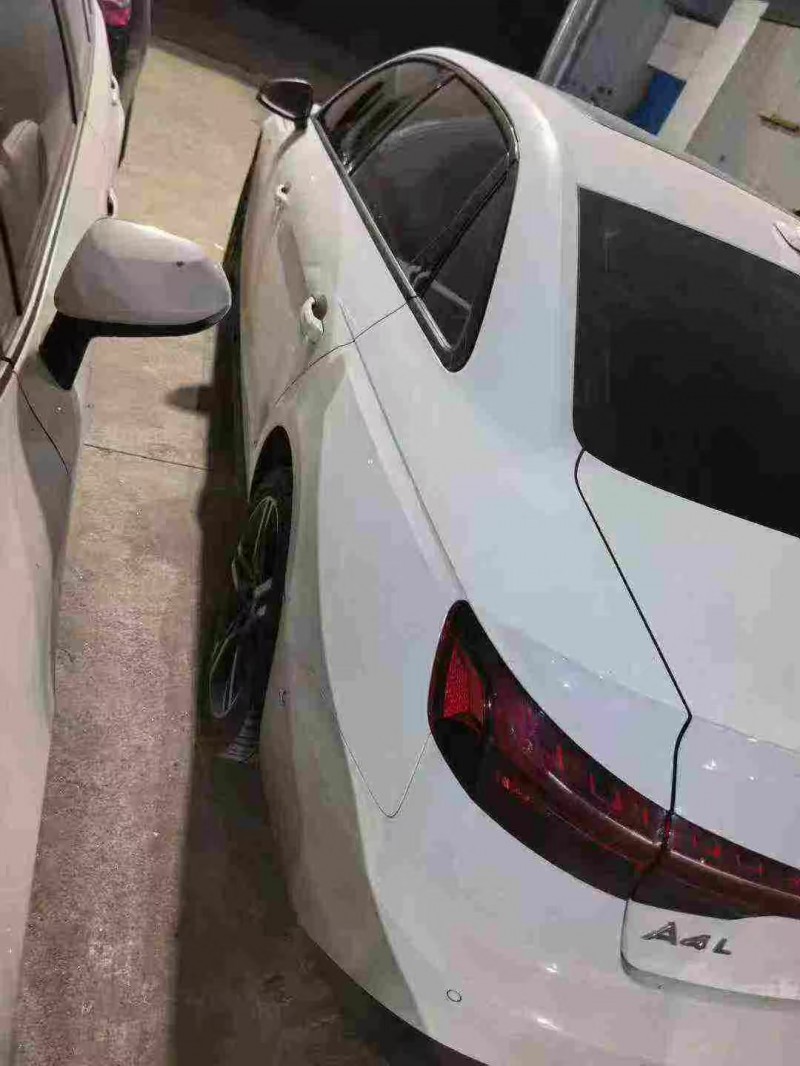 长沙23年奥迪A4L6