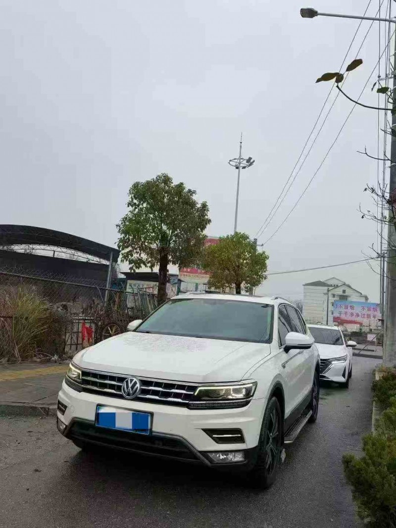 邵阳19年大众途观3