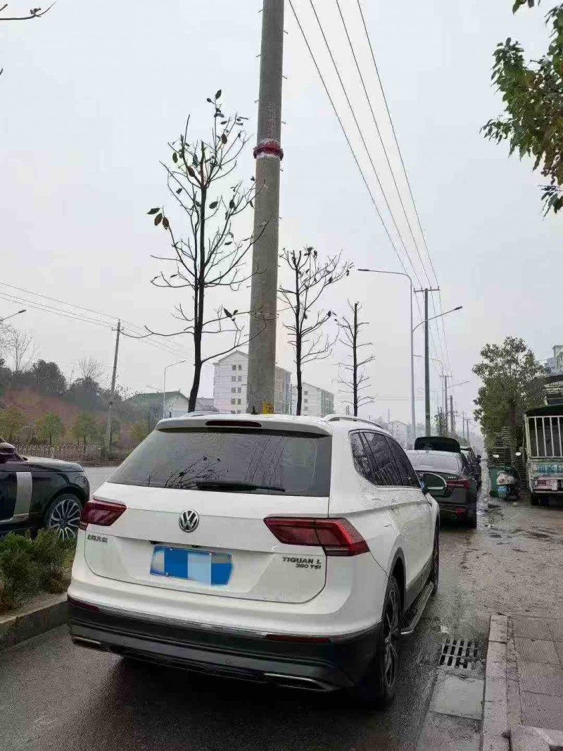 邵阳19年大众途观7