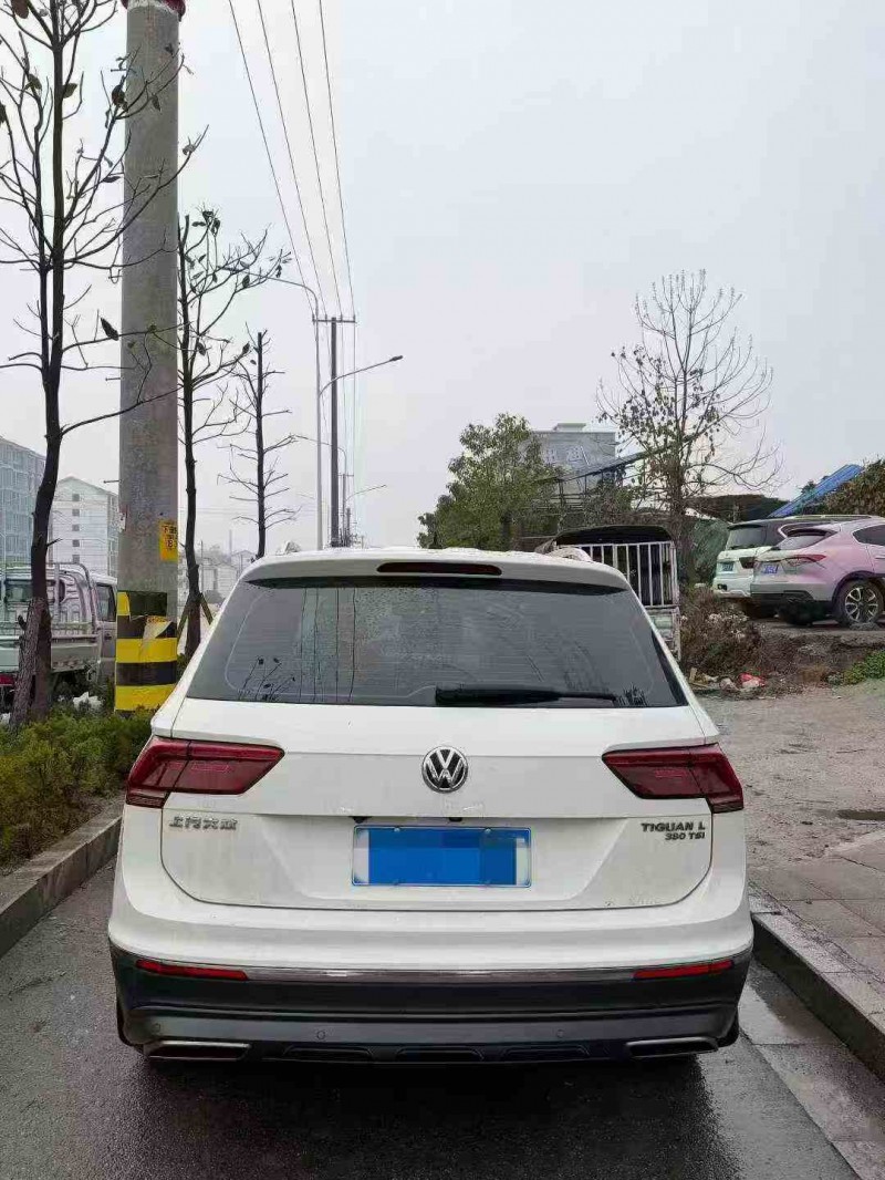 邵阳19年大众途观8