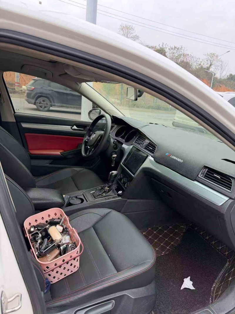 衡阳18年大众凌渡5