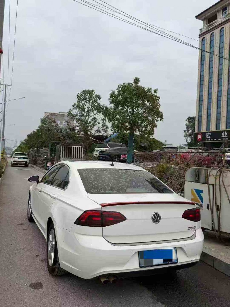 衡阳18年大众凌渡8