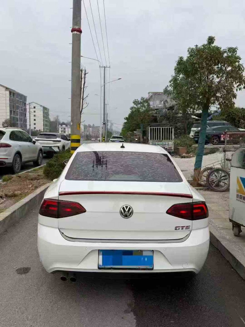 衡阳18年大众凌渡9