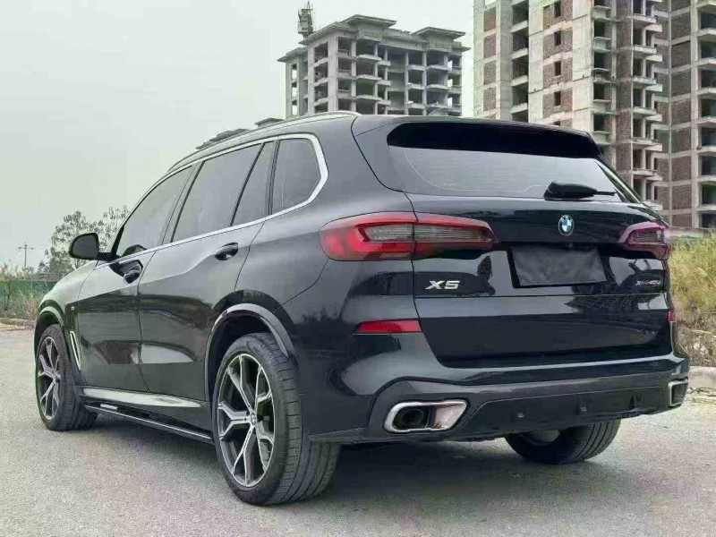 钦州22年宝马X58