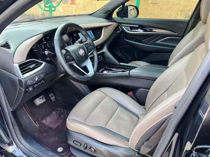 济宁21年别克昂科旗4