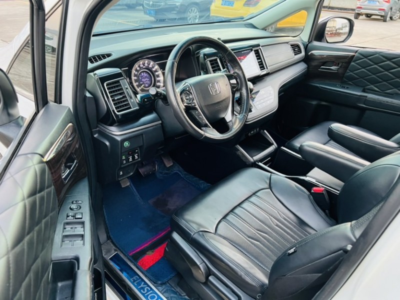 广州16年本田艾力绅4