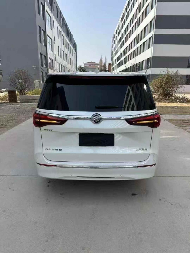 济宁22年别克GL87