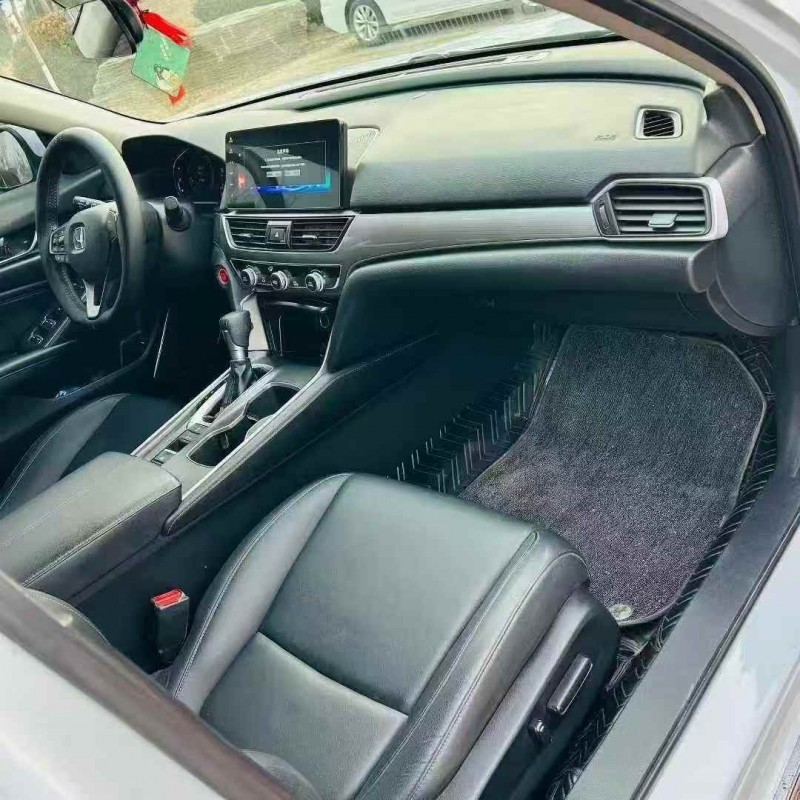 潍坊21年本田雅阁6