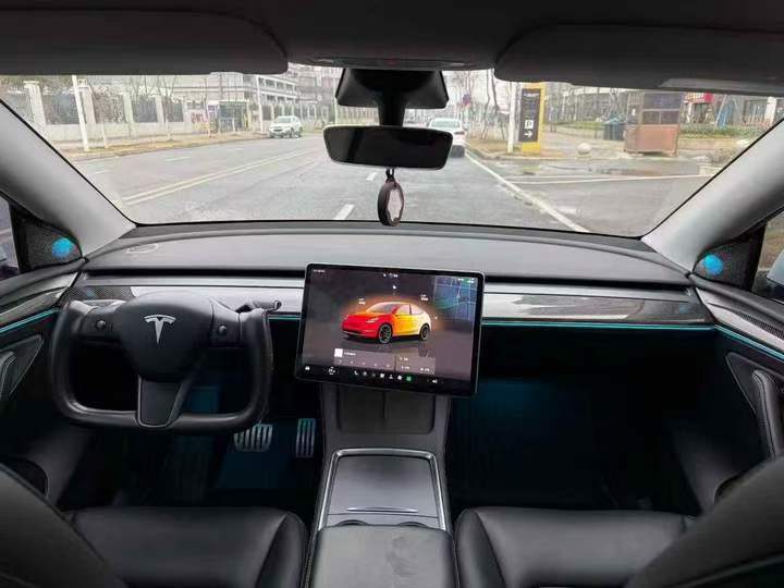 黄石23年特斯拉MODEL Y4