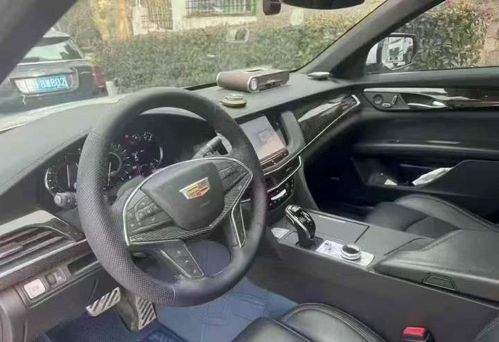 东营21年凯迪拉克CT68