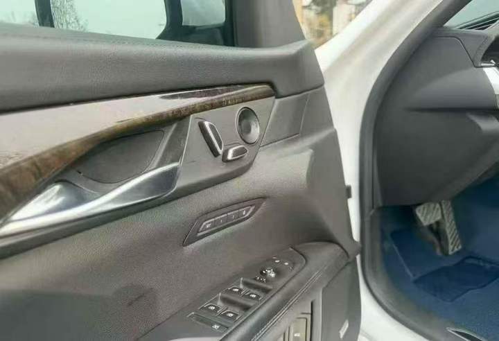 东营21年凯迪拉克CT69