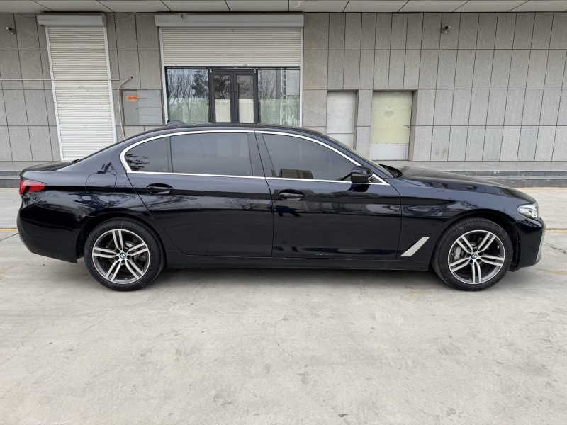 青岛23年宝马5系4