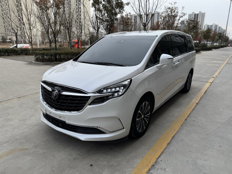 聊城22年别克GL82