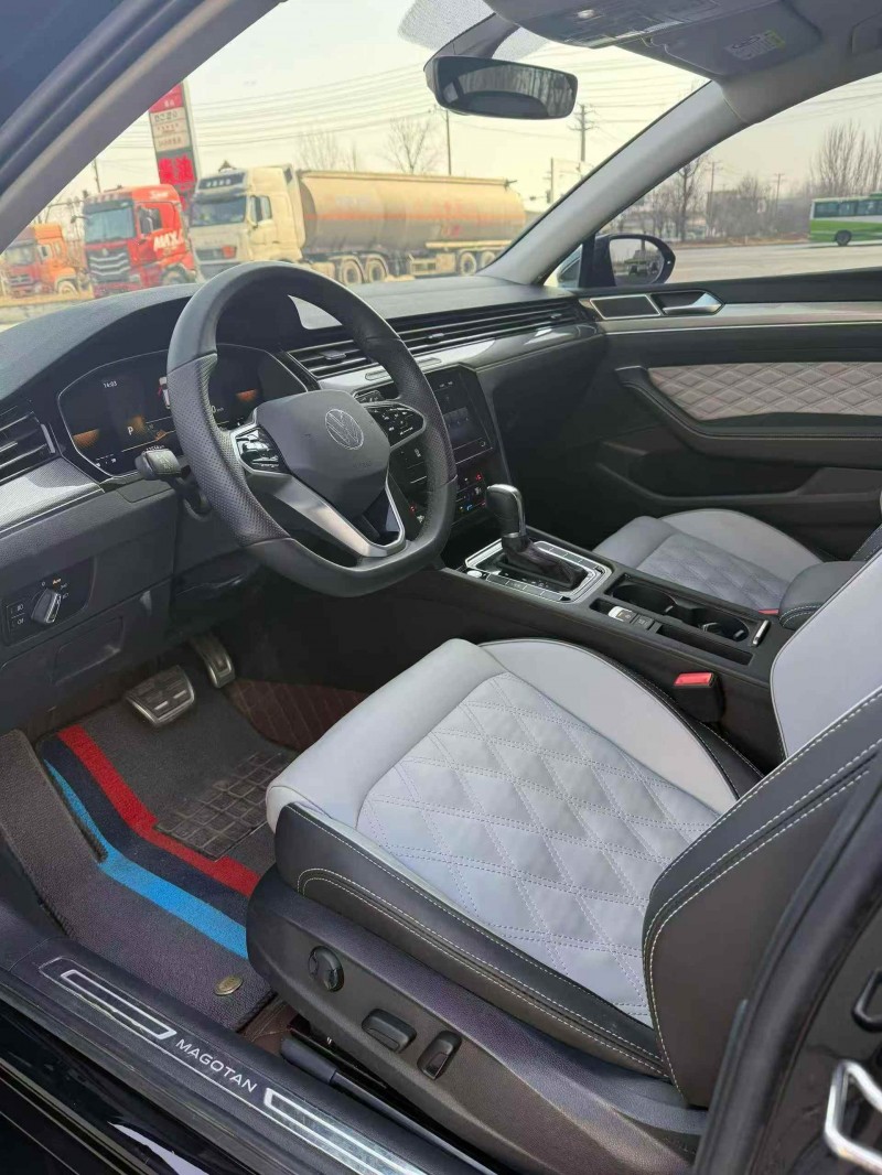 邢台23年大众迈腾4