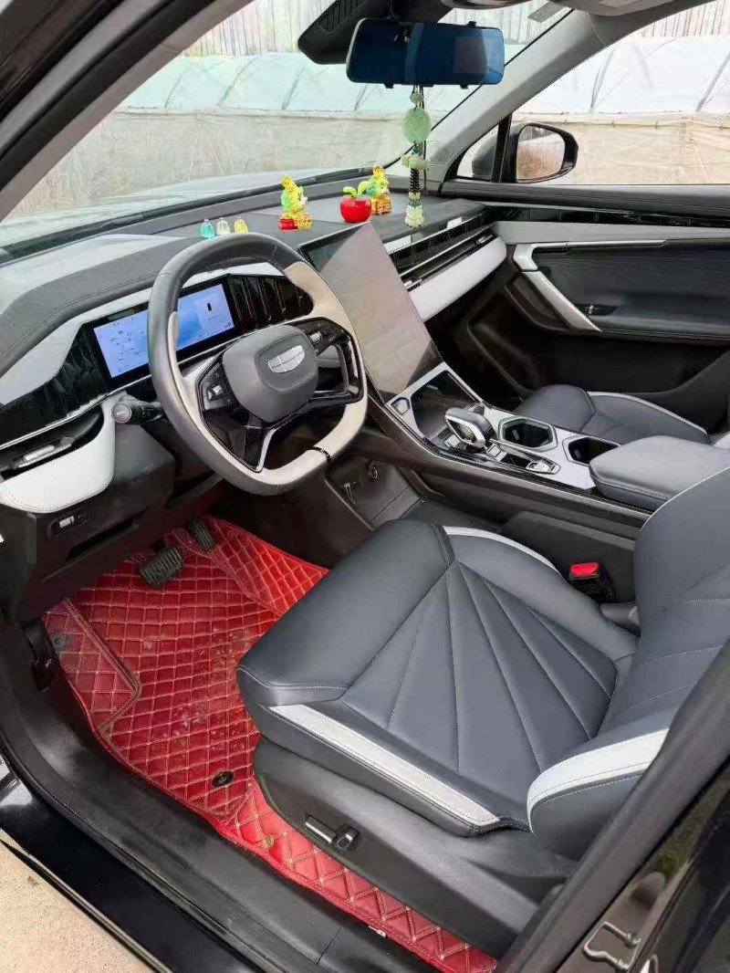 绍兴23年吉利博越4