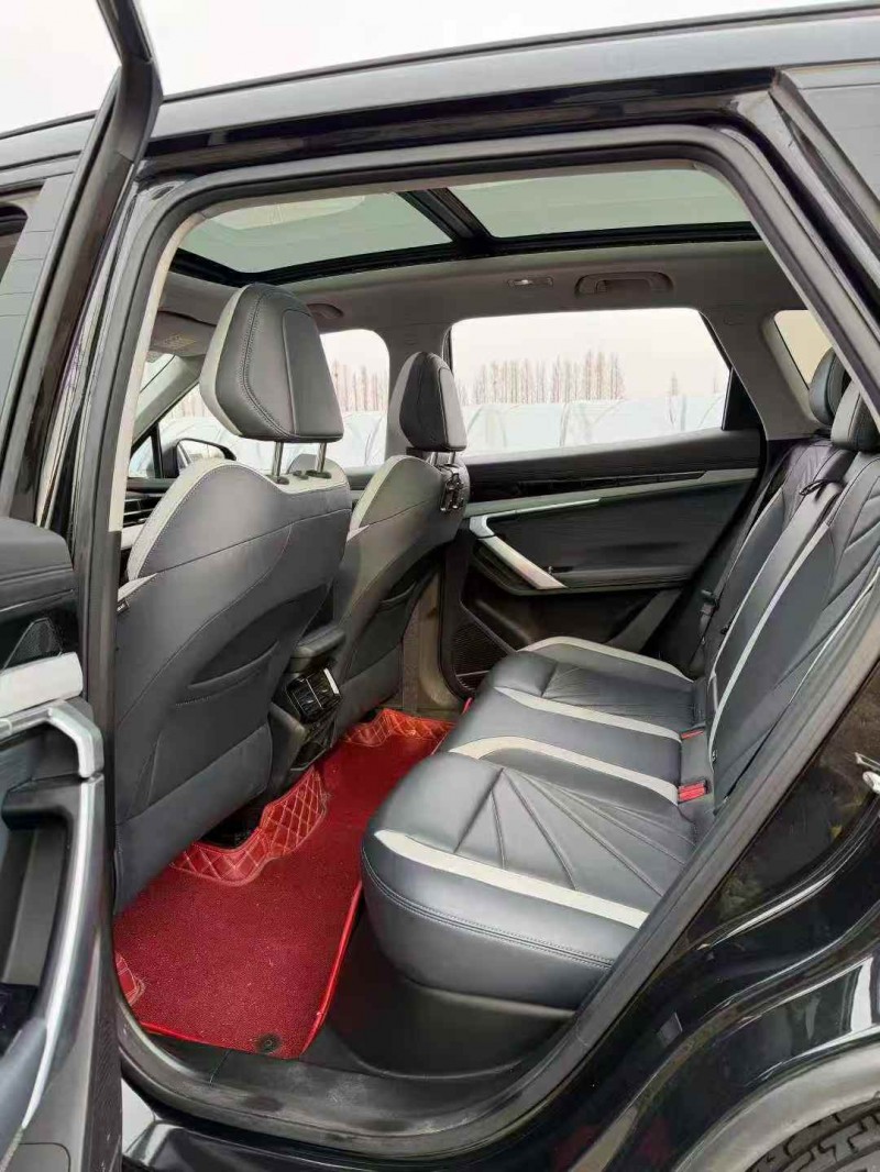 绍兴23年吉利博越5