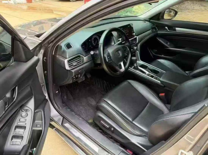 景德镇20年本田雅阁6