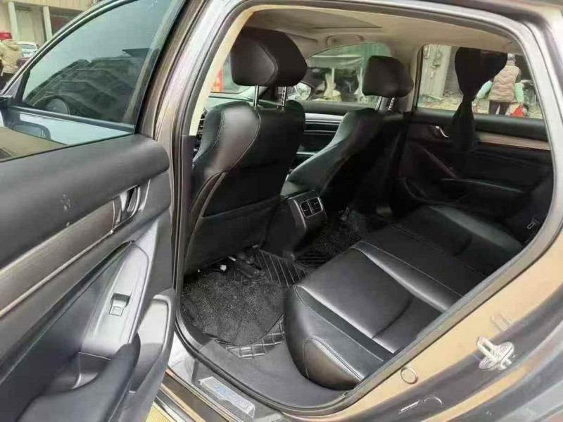 景德镇20年本田雅阁7