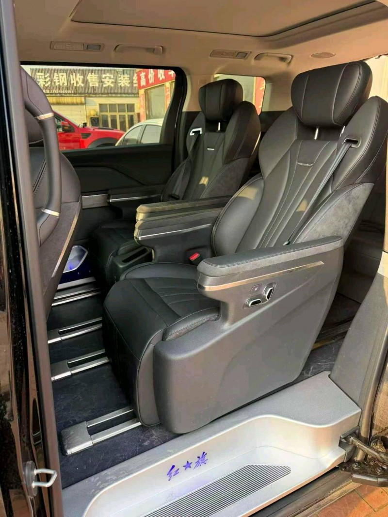 张家口25年红旗HQ96