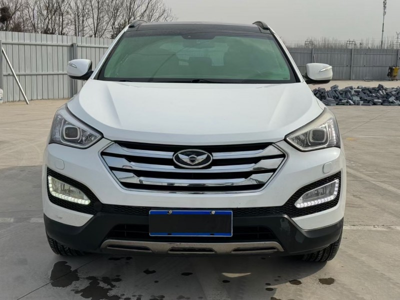 新乡13年现代新胜达1