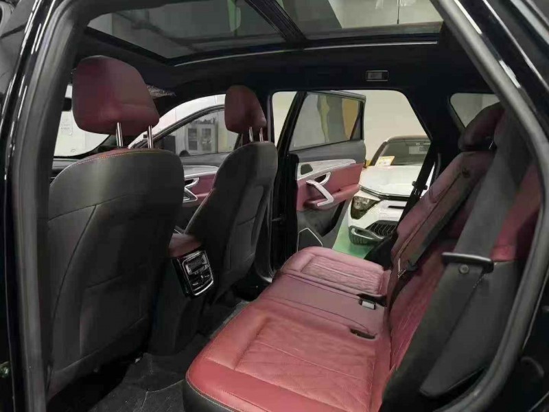 成都23年奇瑞捷途6