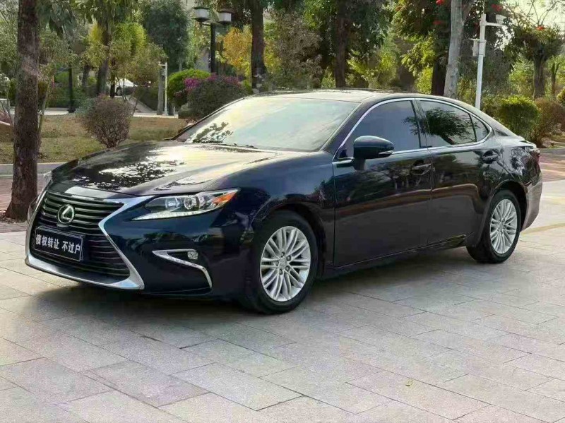 湛江17年雷克萨斯ES2