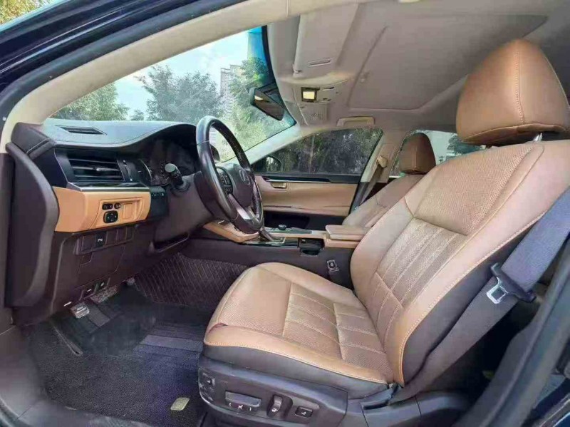 湛江17年雷克萨斯ES3