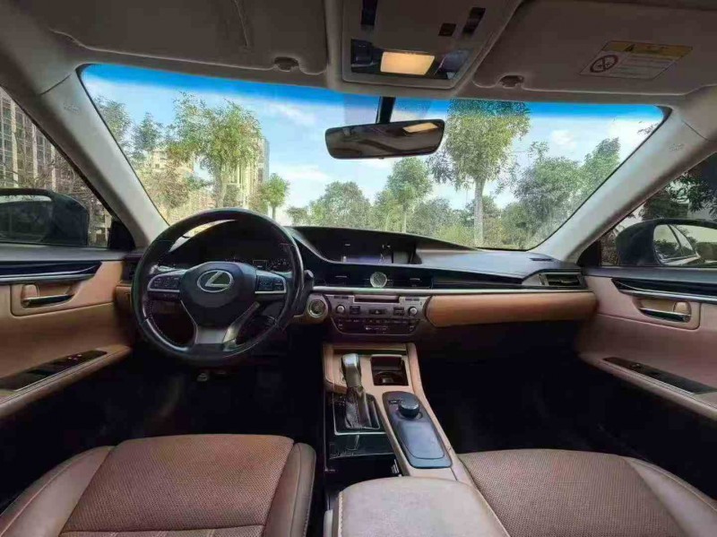 湛江17年雷克萨斯ES4