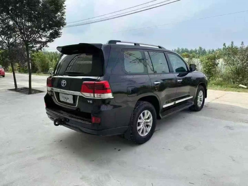 常州19年丰田兰德酷路泽7