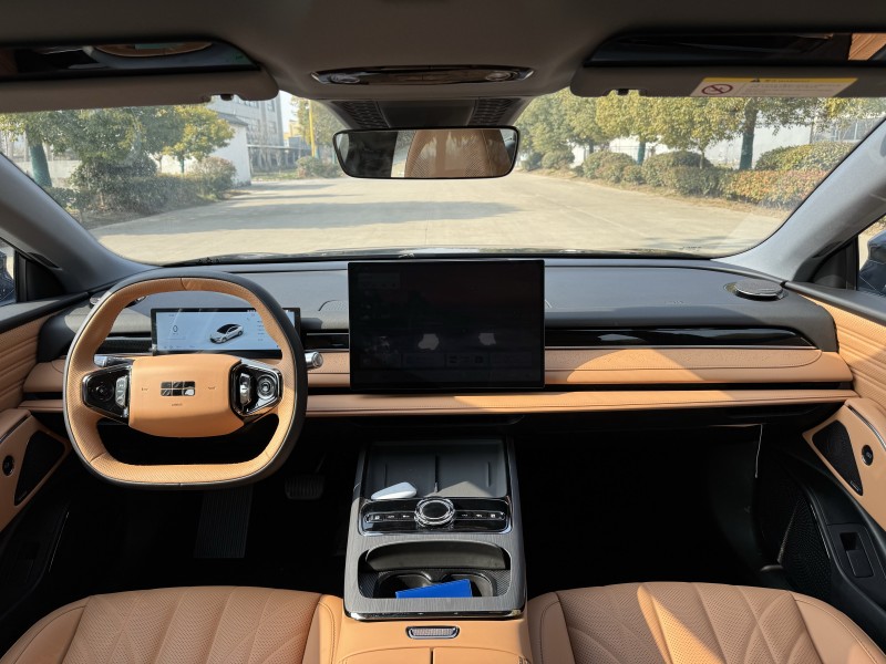 盐城25年吉利银河9