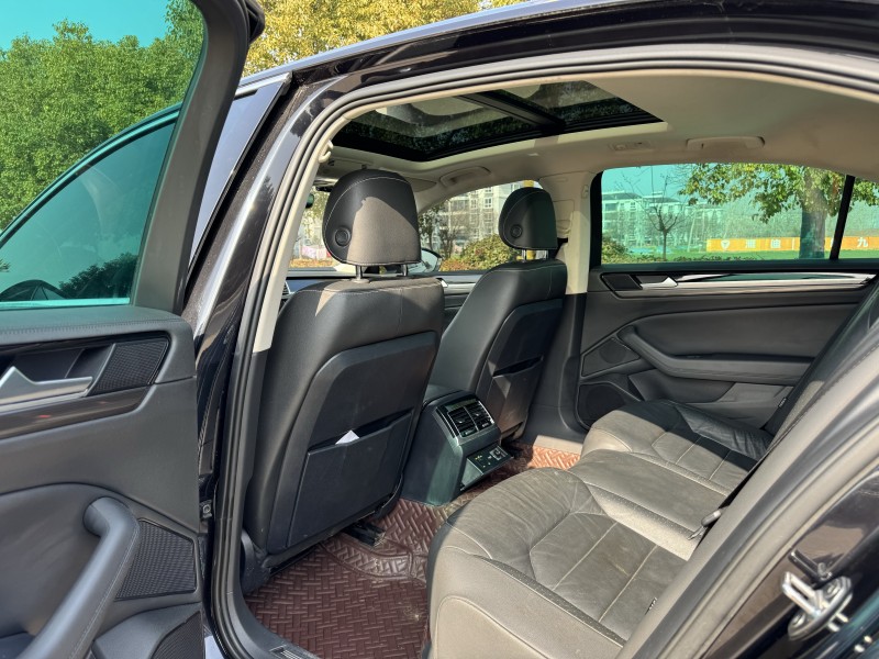 盐城19年大众辉昂8