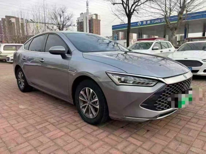 东营23年比亚迪秦3