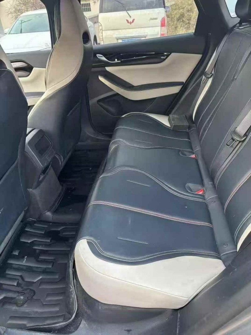 东营23年比亚迪秦6