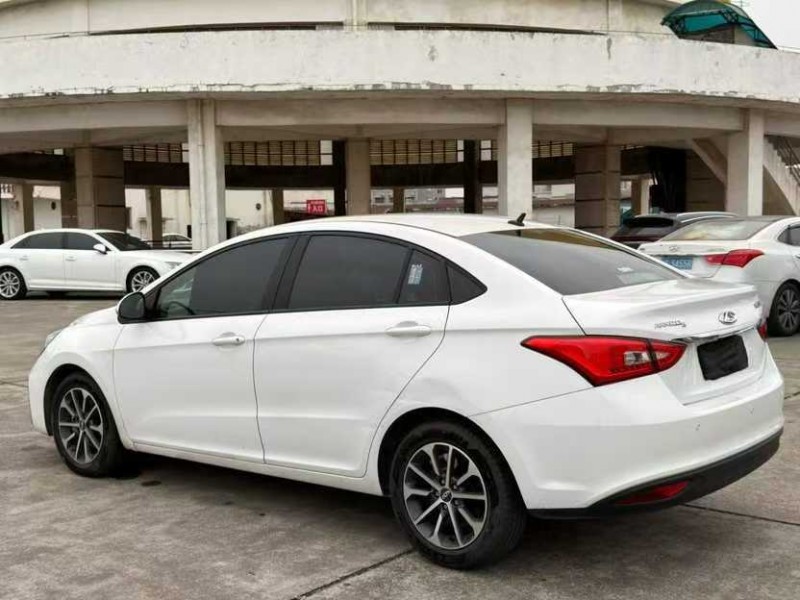 东莞23年奇瑞艾瑞泽7