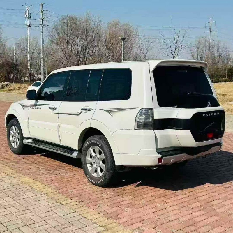 枣庄19年三菱帕杰罗9