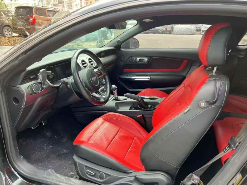 广州19年福特野马4