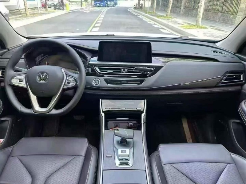 广州25年长安汽车CS755