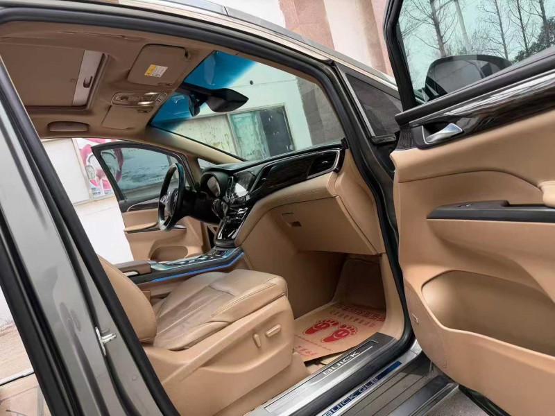 徐州18年别克GL86