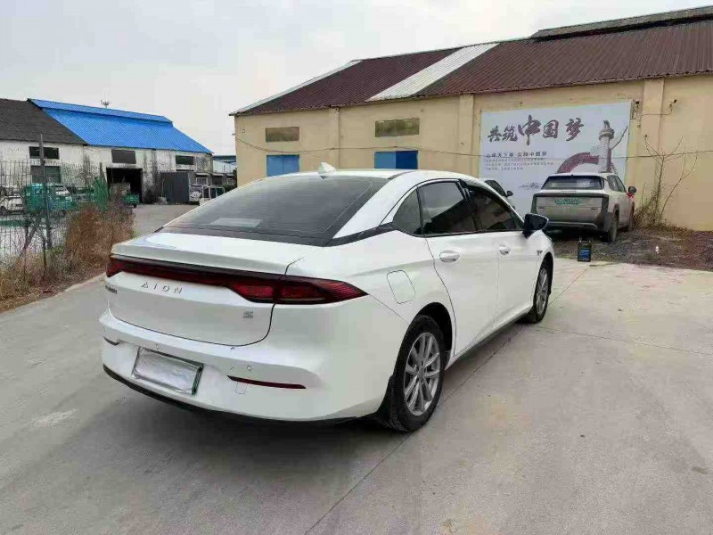 徐州23年传祺埃安S4