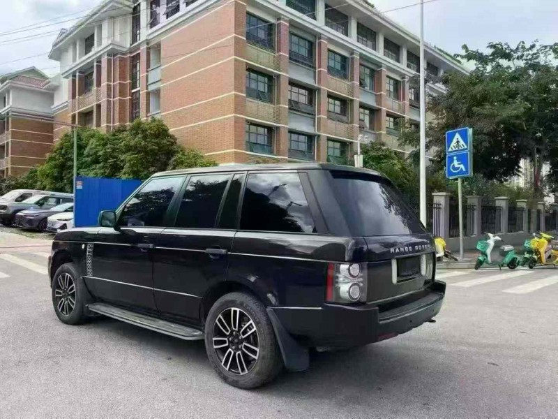 南宁11年路虎揽胜行政7