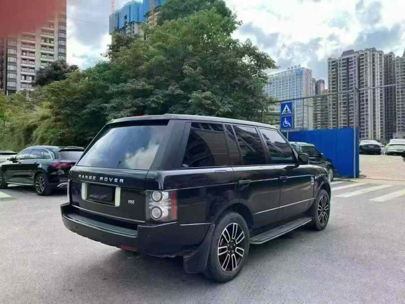 南宁11年路虎揽胜行政8