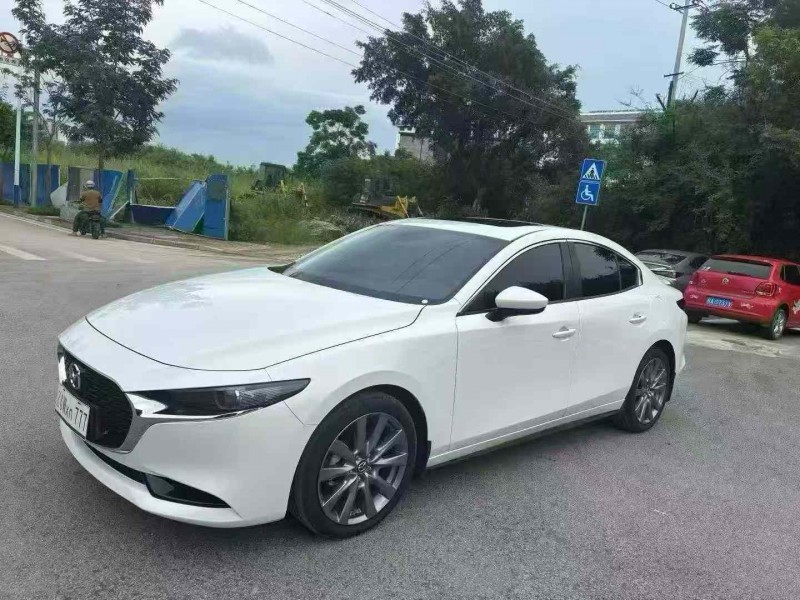 南宁25年马自达昂克赛拉3