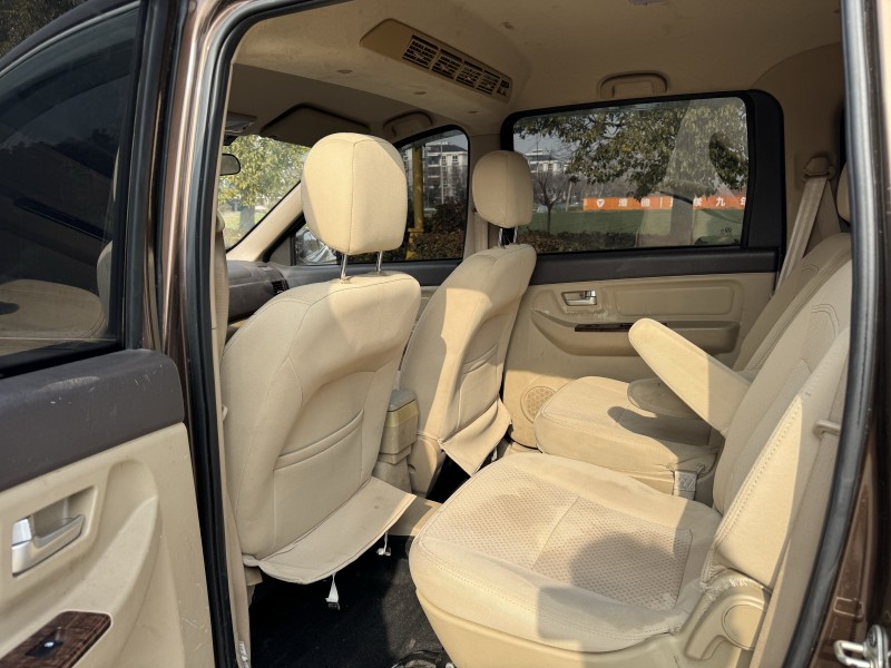 盐城16年北汽制造威旺8