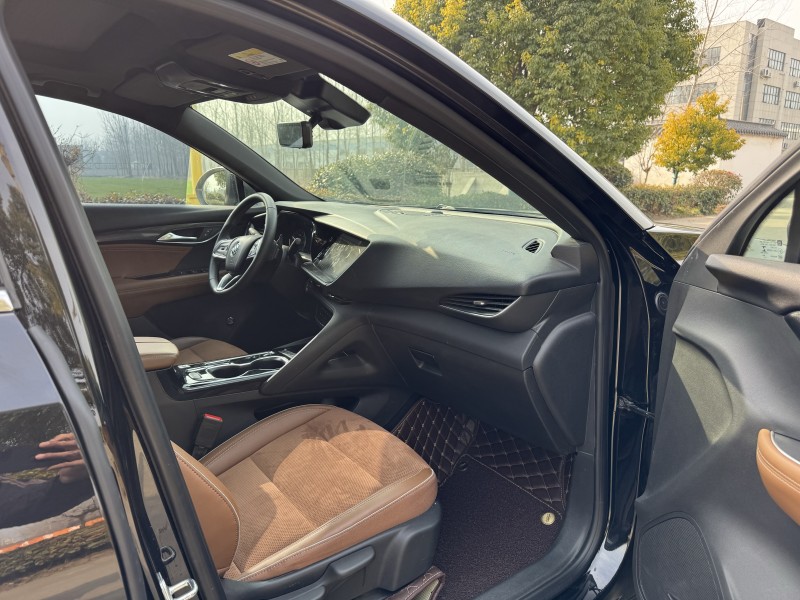 南通21年别克昂科威8