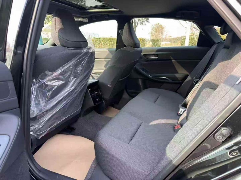 盐城26年丰田亚洲龙9